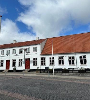 VISIONHOUSE Hotel