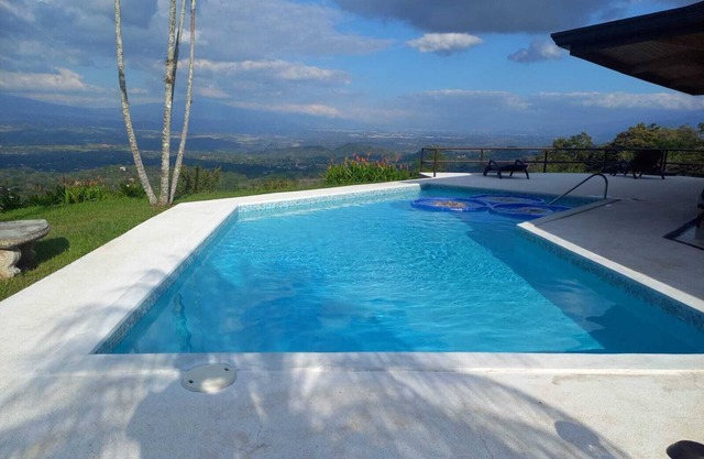 Vista Atenas Best View! 2 BR/2 BTH Private Apart 1000 sq ft AC Heated Salt Pool