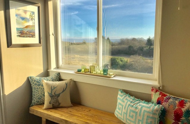Vista Del Mar Beach Condominium - Oyhut Bay Seaside Village