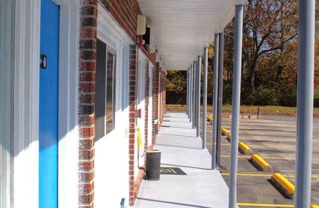 Volunteer Inn at Church Hill