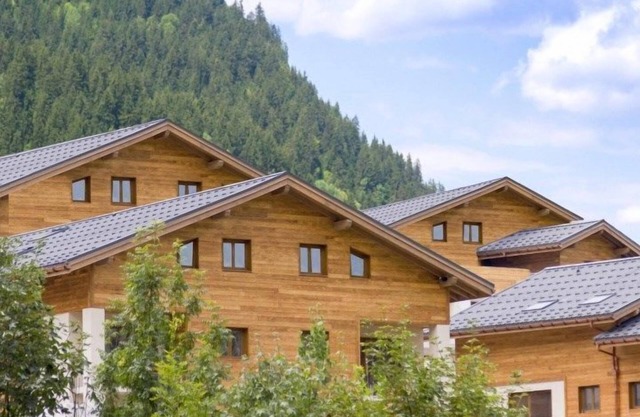 Votre Prochaine Vacance de Ski | Logement Confortable + Accès Piscine