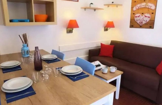 VVF Haute Provence * - 2 Rooms 4 People 1 baby Village