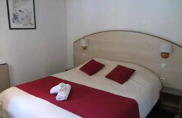 VVF Montpeyroux Auvergne - 3 Room Gite 7 People 2 babies