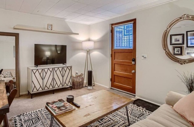 W. Denver Metro Guest Suite I 5 star location w/Ki
