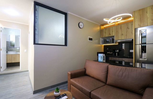 w* | Elegant 1BR w/AC in San Isidro