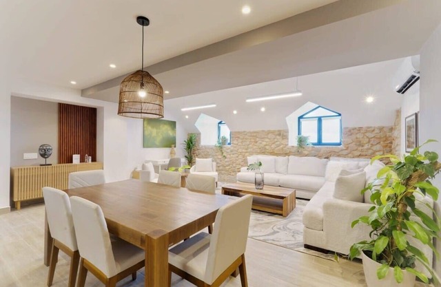 w* | Magnificent Penthouse 2BR w/Terrace Casco Viejo