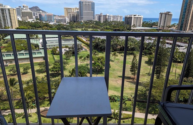 Waikiki Studio with beautiful view and minutes to beach.