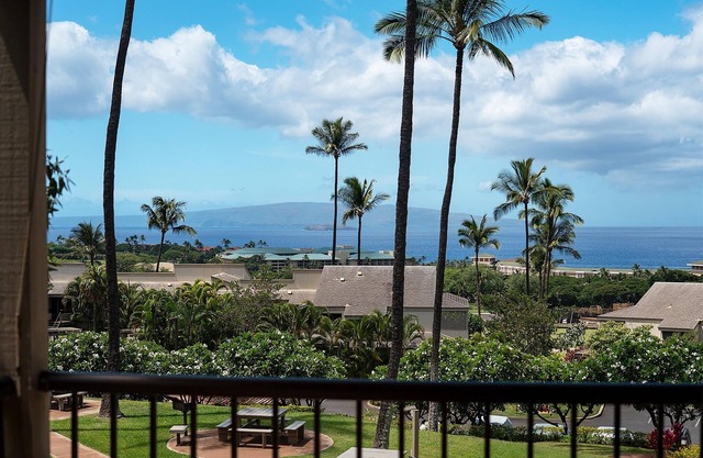 Wailea Ekolu 510 - Ocean Views, Private Lanais, Renovated 2-Story with Split AC!