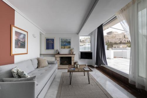 Wake Up to the Acropolis in a Hidden Gem
