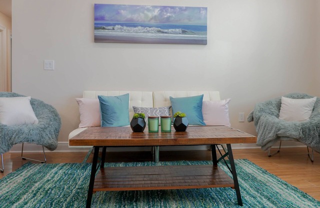 🔥WALK 2 BEACH❤️ | SLEEPS 6 W/W+D