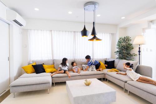 Walk to Asakusa, Sky tree MAX16P