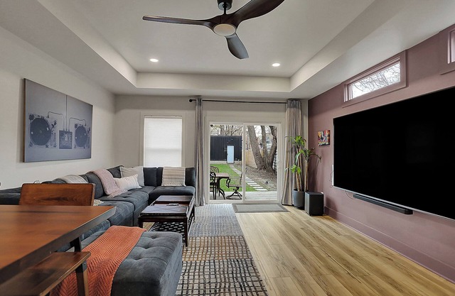 Walk to Bars and Restaurants!