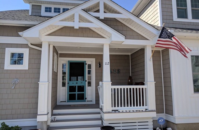Walk to Beautiful South Bethany Beach and on the Canal w/bay access