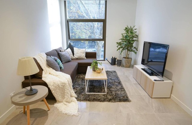 Walk To Darling Harbour 1 BED NEW APT Nsy188