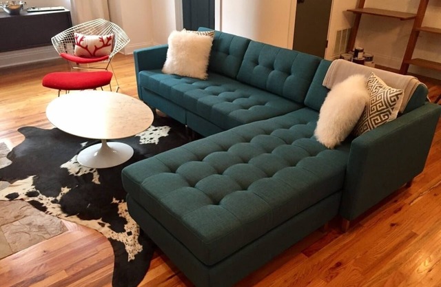 Walk to Lincoln Park, North Avenue Beach, and Second City! Lovely Old Town Charm! by AllSet Turnover