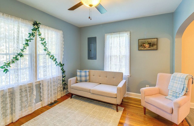 Walk to Main Street! Home in Historic Jonesborough