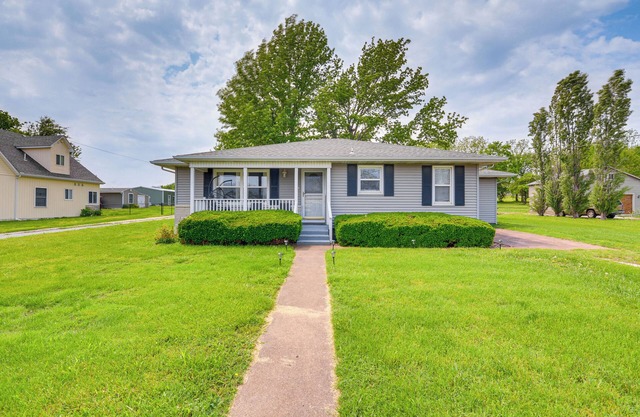 Walk to Restaurants: Stockton Home w/Game Room