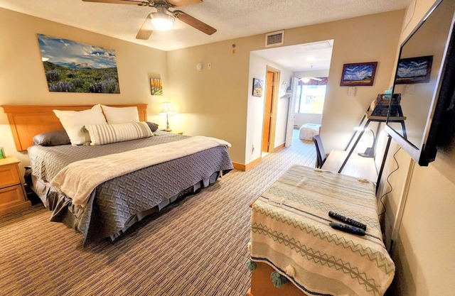 Walk to the slopes! Base Area Location w/Free Shuttle! Shared Hot Tub & Pool! G
