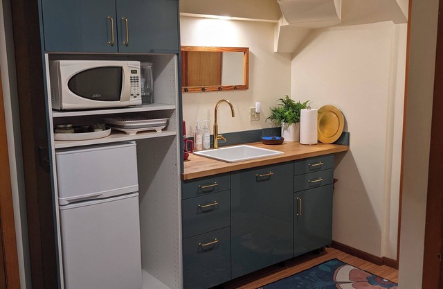 Walkable location in SouthEast, Mt Tabor neighborhood