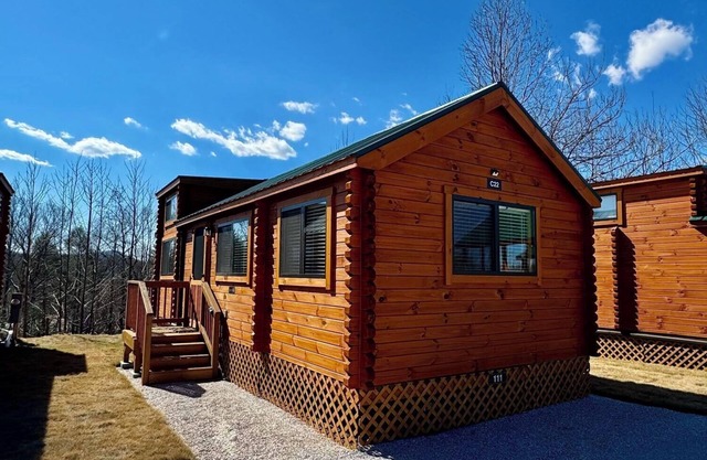 Walking Distance to Lakes James with Resort Amenities