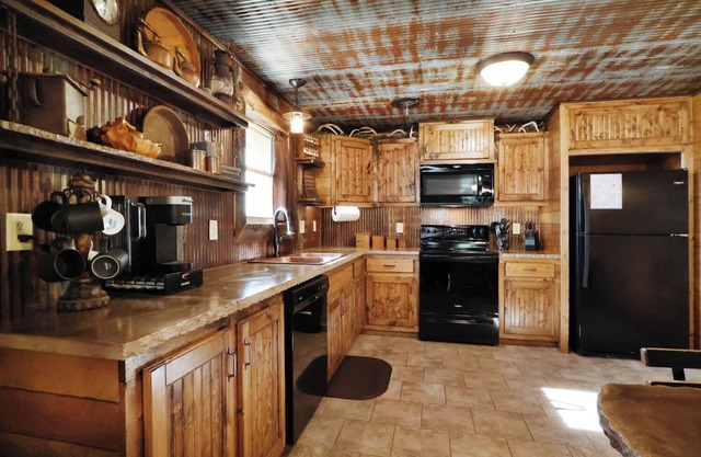 Wanderlust Suite 2 Bed 2 Bath Apt.