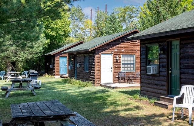 Wannigan Point Cabin #3