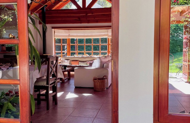 Warm little house near downtown in Belgrano neighborhood. Breakfast option