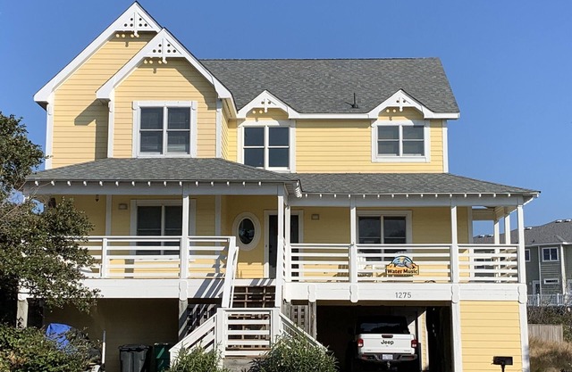 Water Music OBX: Ocean views, easy beach access, private pool. Pet friendly.
