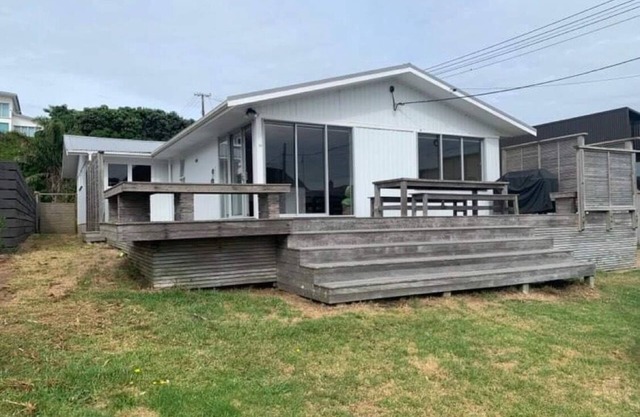 Waterfront Bach at Mangawhai Estuary
