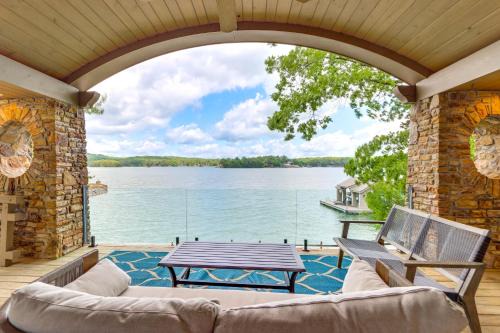 Waterfront Escape on Blue Ridge Lake with Dock!