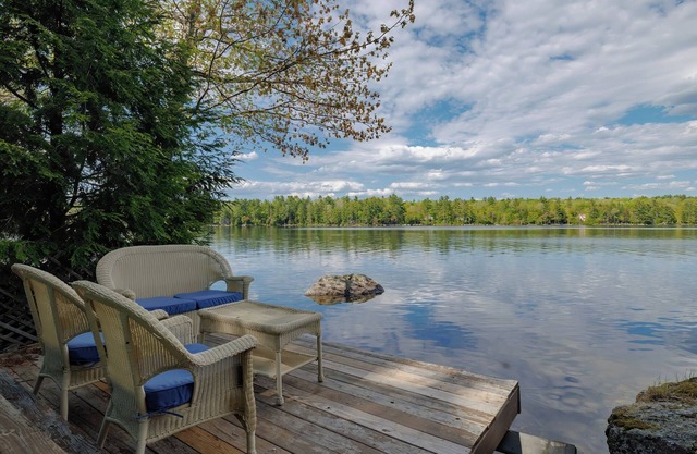 Waterfront in the Maine Woods - King beds, A/C, 30 miles to Acadia & Bar Harbor.