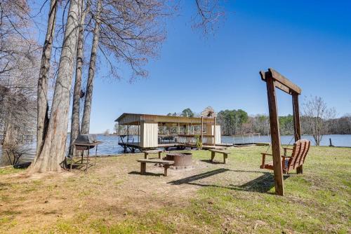 Waterfront Louisiana Home with Private Boat Launch!