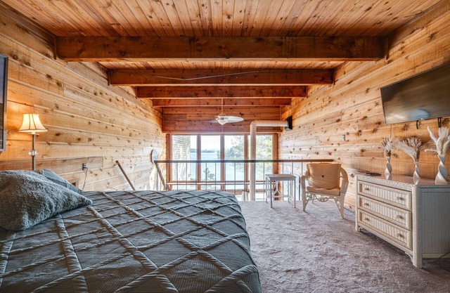 Waterfront Retreat for the whole family