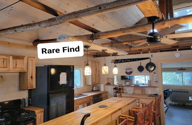 WATERFRONT "Rivah Lodge",nPRIVATE, QUIET, "OFF GRID". nNice drive to Bar Harbor.