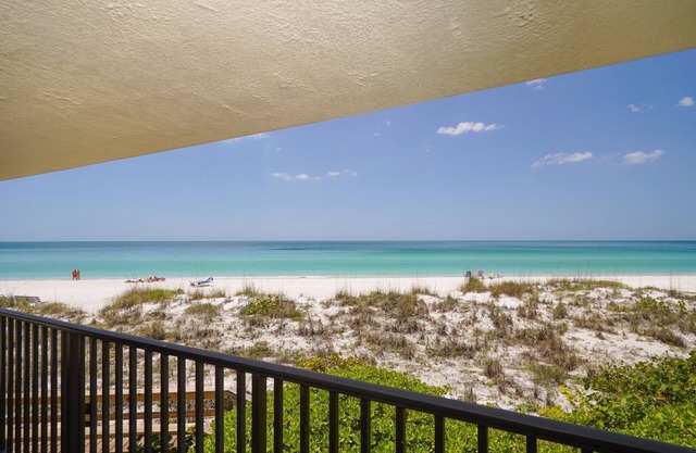 Waters Edge 110N by Duncan Real Estate