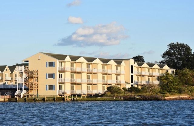 Waterside Inn