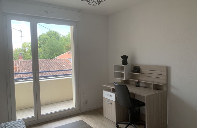 WEEKLY STUDIO NEAR BORDEAUX