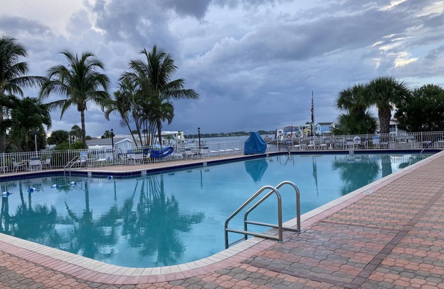 Weeks available in January, February and March