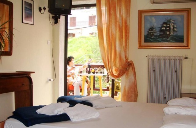 Welcome To Hotel petunia, In Neos-marmaras,xalkidiki ,greece, double room 7