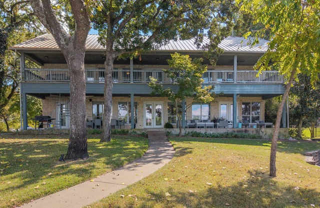 Welcome to Sunset Point! Lakefront home for the family vacation of a lifetime!