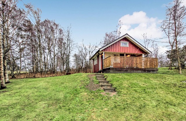 Welcome to this attractive vacation home with a beautiful view of the countryside!