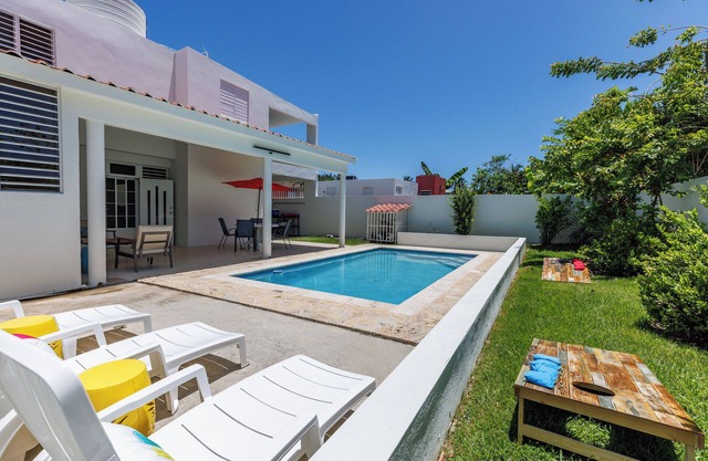 Welcome to Tortuga Tranquila! Your spacious 5-bedroom Beach Villa awaits!