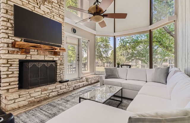 Welcoming Home for Tennis Lovers & Outdoor Escapes