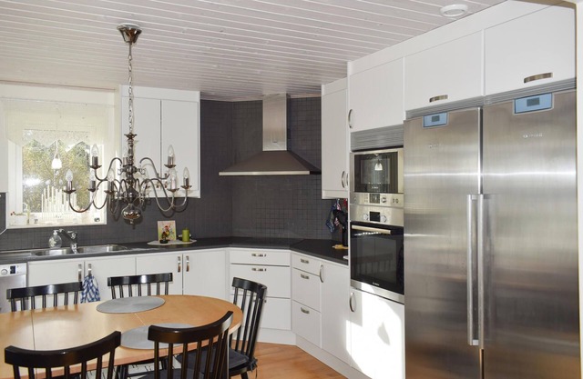 Well-equipped vacation home with a nice standard.