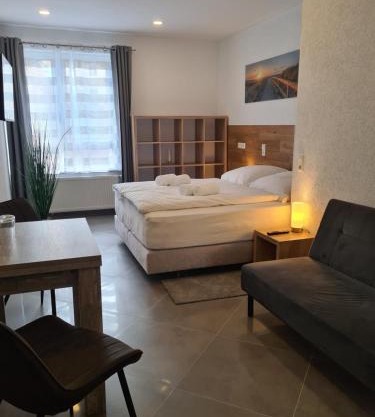 WellandHome Aalen - 6 Rooms