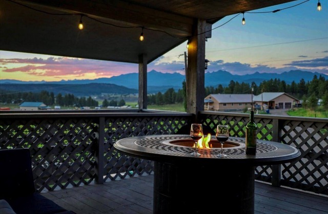 Western Skies: Mountain Home Near Wolf Creek