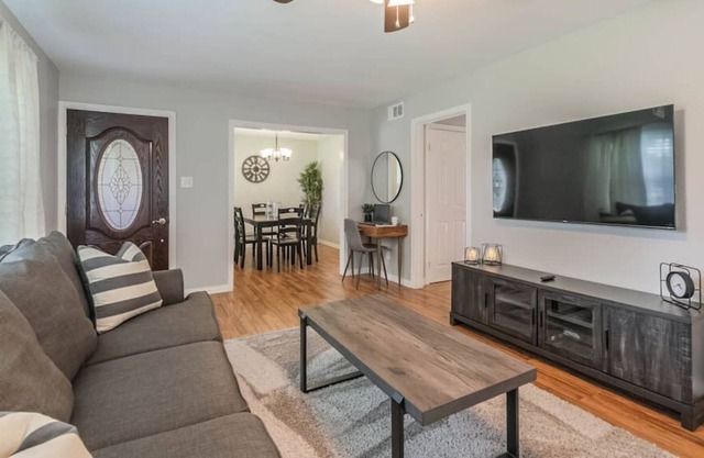 Westview Memorial, City Centre, Pet Friendly