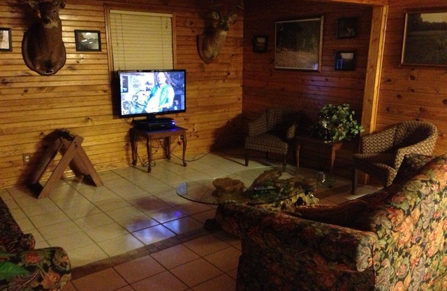 Wheatland Lodge by Lucas Oil Raceway