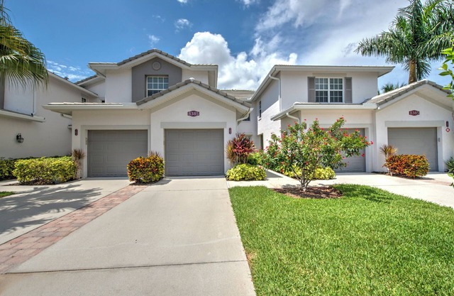 Whisper Trace at Fiddlers Creek - 2 Bedroom Coach Home.