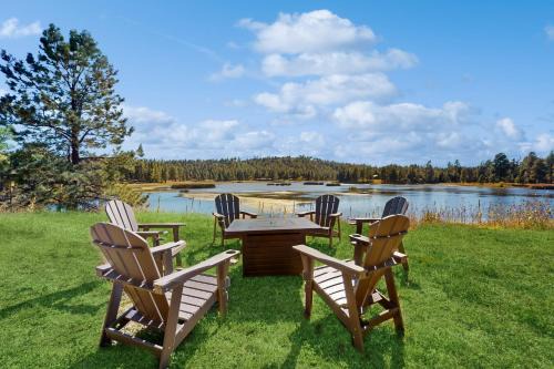 Whispering Pines Lakehouse